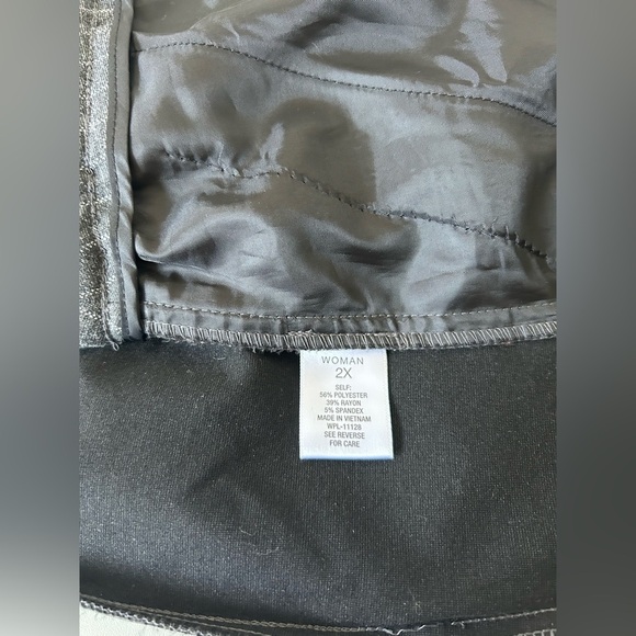 NWOT ROZ & ALI PIN STRIPED WIDE LEG TROUSERS. XL WRINKLE FREE, FLATTERING FIT - Picture 2 of 12